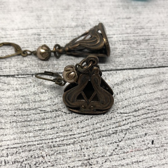 Retro/vintage art deco vibes brass statement earrings dangle drop dressy costume - Picture 5 of 5